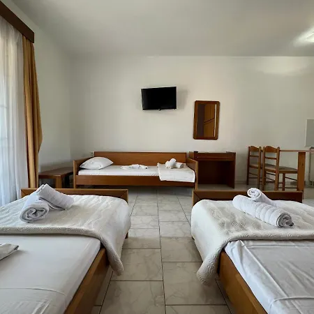 Krista Aparthotel